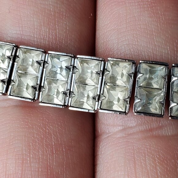 Vintage Elegant Double Row Square Rhinestone Necklace. - Picture 3 of 7